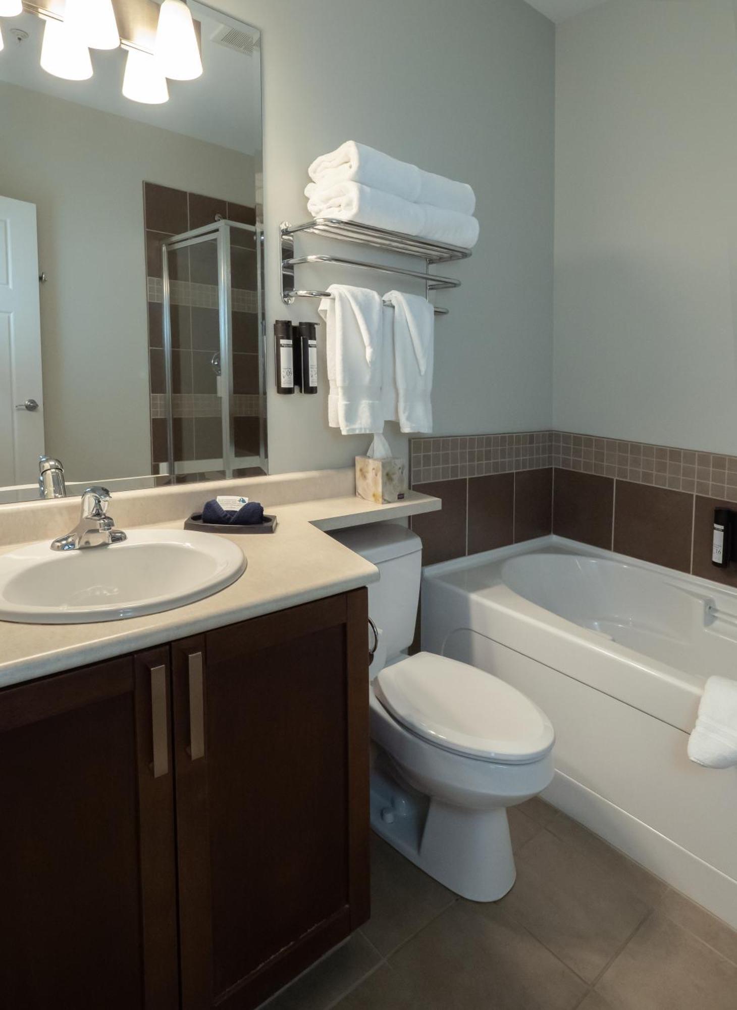Old House Hotel Courtenay Εξωτερικό φωτογραφία
